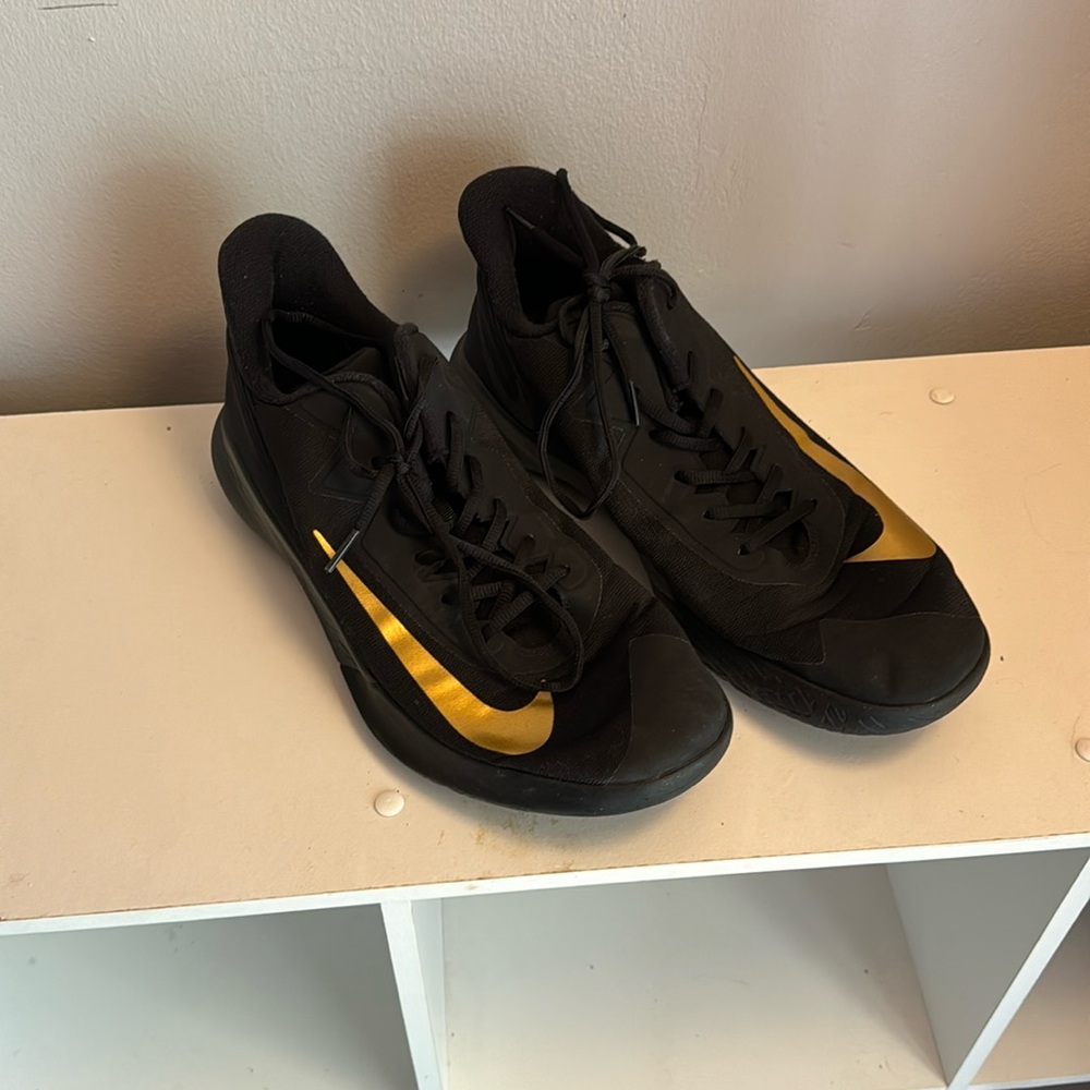 Nike basketball shoes